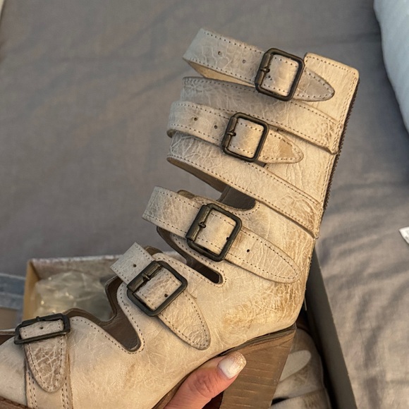 Freebird Women's Tan Leather Heeled Boots - Picture 2 of 5